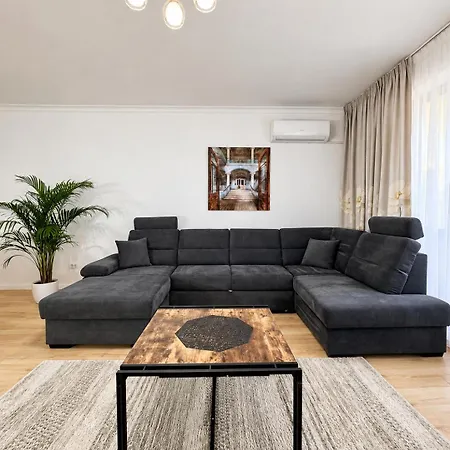 Homeland Nest Apartament *